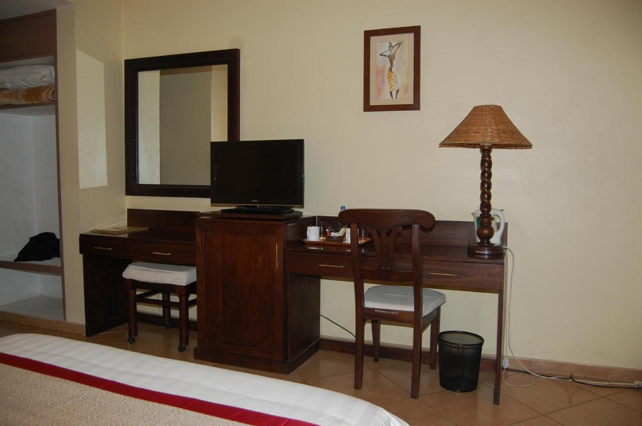 New Safari Hotel Arusha Bagian luar foto