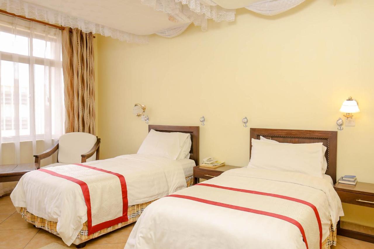 New Safari Hotel Arusha Bagian luar foto